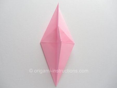 origami-twisty-rose-step-2